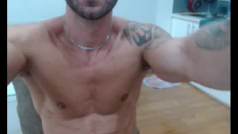 Snapshot of fitness1989 chatting on September 26, 7:11 pm fitness1989 online show from September 26, 7:11 pm