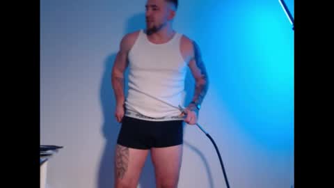 Flamefury18 online show from November 18, 7:17 pm