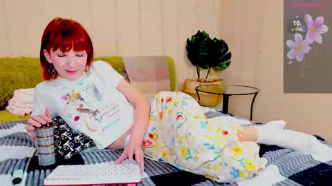 Snapshot of flatter_shy chatting on October 11, 10:20 am Diana online show from October 11, 10:20 am