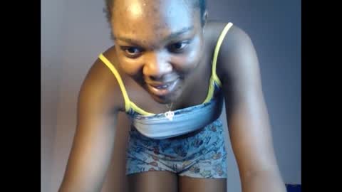 flirtxxdiva online show from November 18, 9:40 pm