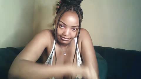 flirtymimie online show from February 5, 6:11 pm