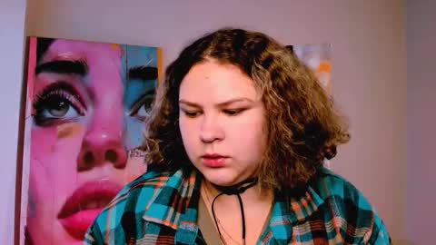 Snapshot of florenceanderson_ chatting on September 15, 9:11 am florenceanderson_ online show from September 15, 9:11 am