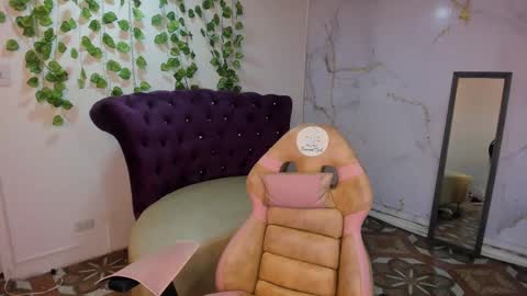 Snapshot of flower_dulce chatting on October 2, 7:56 pm Dulce online show from October 2, 7:56 pm