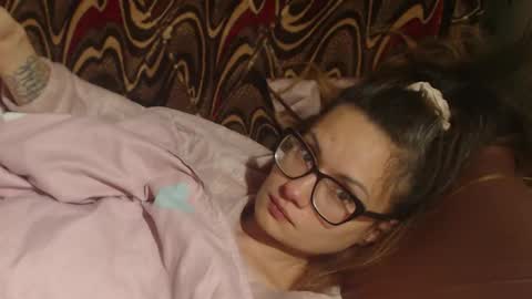 say meow and send tip  online show from November 30, 7:10 pm