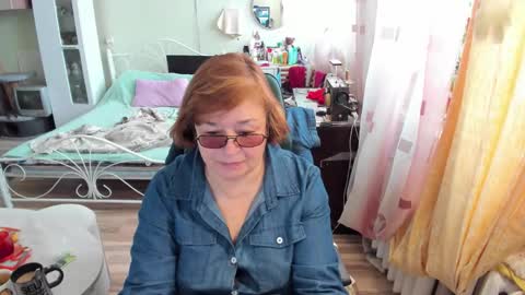 Flowerlower online show from March 3, 9:27 am