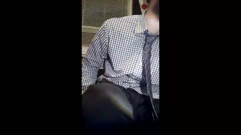 flyyguy69 online show from December 20, 4:41 am