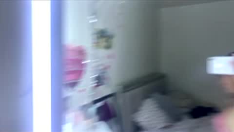 fngerlckingood online show from April 12, 7:18 pm