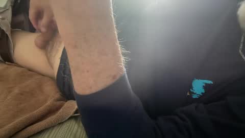 fnkywht60smthng_ online show from April 11, 8:46 pm