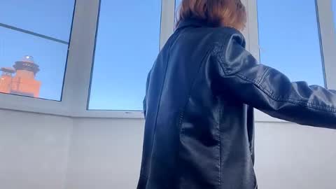 Laura online show from September 11, 10:05 am