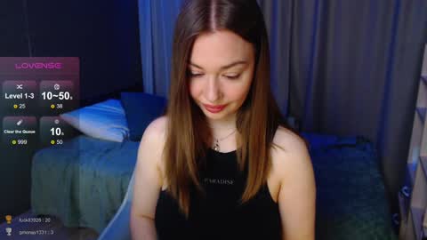 Julia online show from February 8, 1:22 am