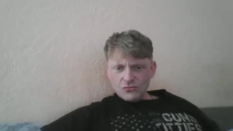 forgotten_lover online show from March 9, 10:31 am