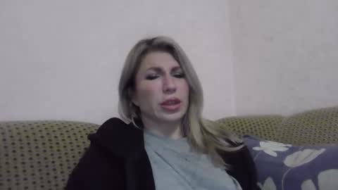 fox_red_lady7 online show from February 8, 4:21 pm