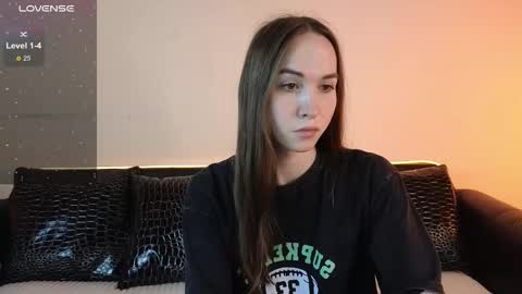 Snapshot of foxxy_girl_ chatting on October 5, 11:40 am andice online show from October 5, 11:40 am