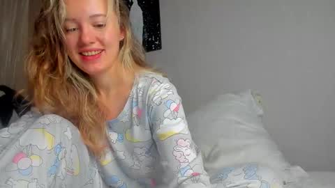 Foxy online show from December 23, 12:28 am