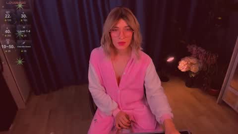 Sue online show from October 14, 9:45 am