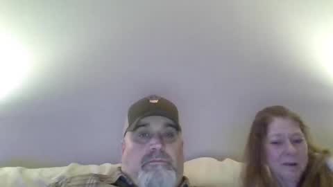 Snapshot of foxyfang chatting on January 8, 4:02 am foxyfang online show from January 8, 4:02 am