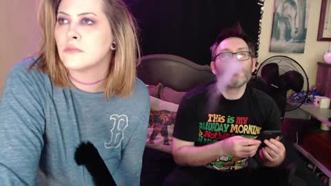 Snapshot of foxymalloryknoxy69 chatting on December 8, 8:30 am Mallory Koxx online show from December 8, 8:30 am