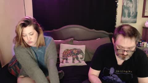 Snapshot of foxymalloryknoxy69 chatting on December 7, 6:37 am Mallory Koxx online show from December 7, 6:37 am