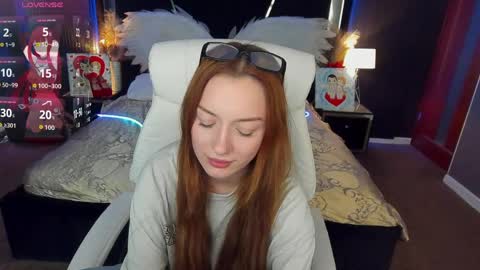 Maya online show from April 1, 1:52 pm