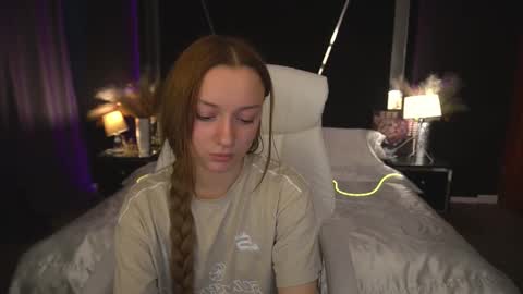 Maya online show from November 3, 1:56 pm