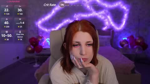 Snapshot of foxyrayy chatting on February 13, 12:57 am F O X online show from February 13, 12:57 am
