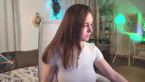 Francesca online show from April 10, 7:13 am