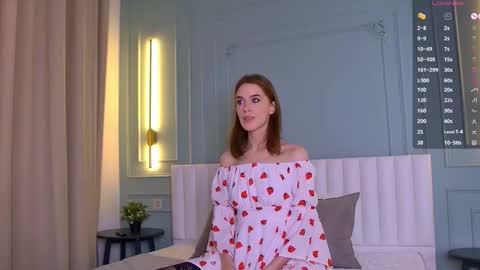 Snapshot of francesday chatting on September 27, 6:44 am Frances online show from September 27, 6:44 am