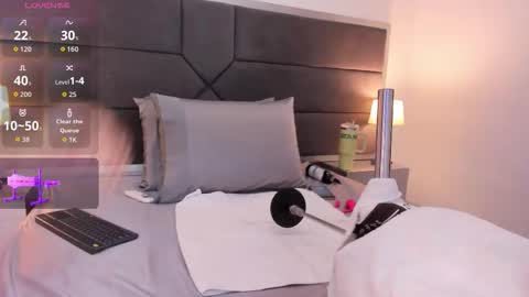 franceska_milf online show from February 8, 1:47 pm