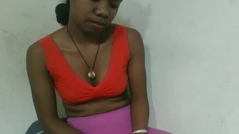 francinealdy online show from November 4, 8:26 am