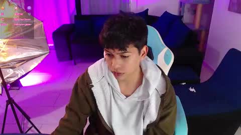 frank online show from January 13, 9:22 pm