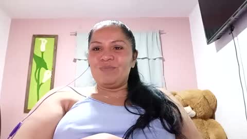 Snapshot of francy_froz chatting on September 25, 3:57 am francy froz online show from September 25, 3:57 am