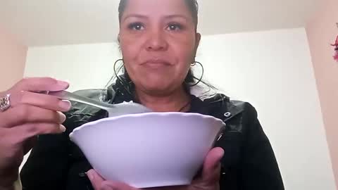 Snapshot of francy_froz chatting on January 21, 11:02 pm francy froz online show from January 21, 11:02 pm