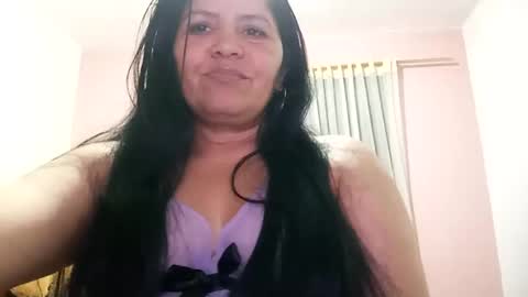 Snapshot of francy_froz chatting on March 3, 1:10 am francy froz online show from March 3, 1:10 am