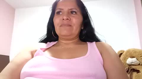 Snapshot of francy_froz chatting on October 8, 3:02 am francy froz online show from October 8, 3:02 am