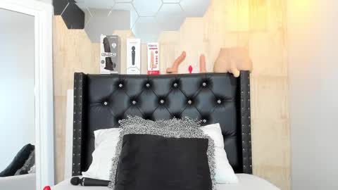 Fransheska online show from September 30, 2:27 pm