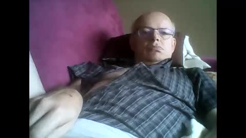 Snapshot of franznaked chatting on October 19, 1:27 pm Frantz online show from October 19, 1:27 pm