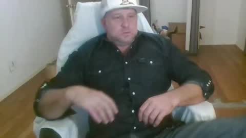 poundyouout1969 online show from November 25, 4:11 am