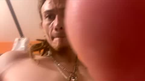 Squirrel twink online show from December 18, 5:47 am