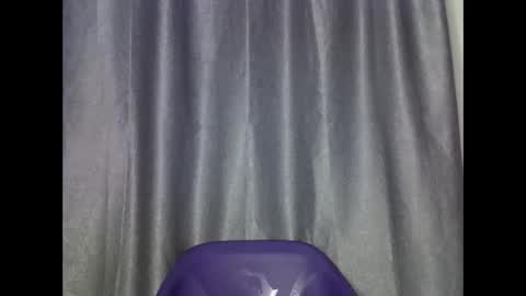 Snapshot of freaky_brula chatting on October 3, 10:07 pm freaky brula online show from October 3, 10:07 pm