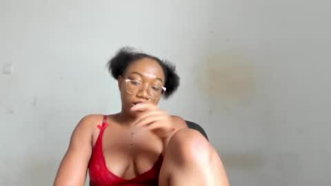 Snapshot of freaky_ebonygirl chatting on September 28, 2:04 pm Freaky ebonygirl online show from September 28, 2:04 pm