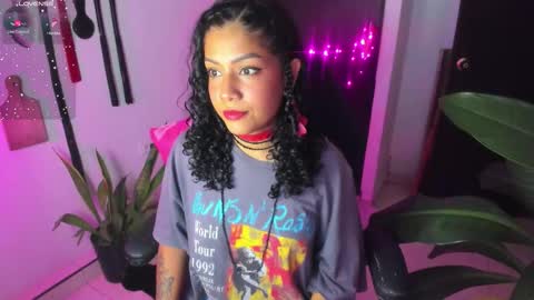 Lia Gomez online show from February 21, 11:41 pm