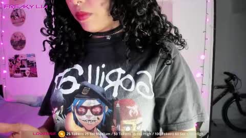 Snapshot of freaky_lia chatting on March 11, 10:31 pm Lia Gomez online show from March 11, 10:31 pm