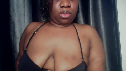 freaky slut5 online show from April 17, 5:10 am