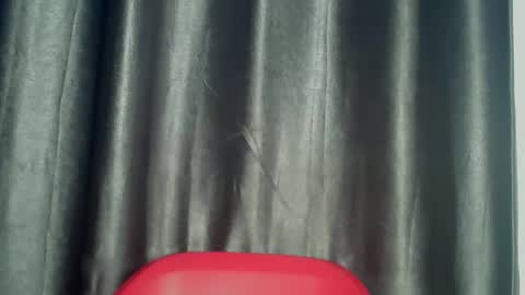 freaky slut5 online show from April 9, 5:11 am