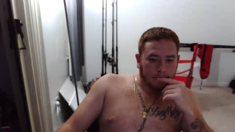 Snapshot of freakyfreddie305 chatting on October 5, 2:42 am freakyfreddie305 online show from October 5, 2:42 am