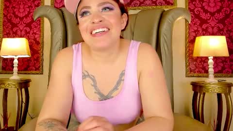 Snapshot of frecklesofcolors_ chatting on September 13, 9:17 pm - IG AnicolorsLive X AnicolorsLive - online show from September 13, 9:17 pm