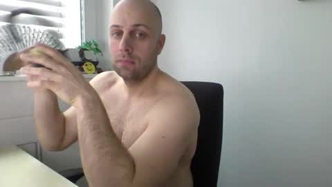 freddow online show from January 14, 1:28 pm