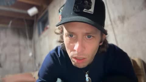 freeyourmind247 online show from January 24, 2:39 am