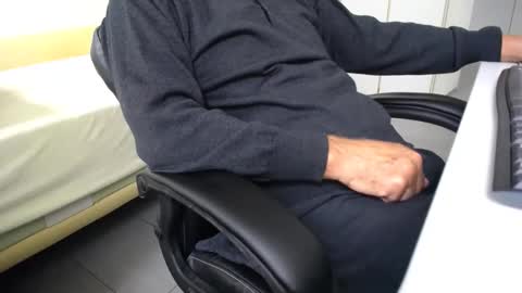 Walter Fischer online show from October 6, 10:44 am