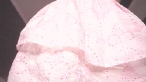 Snapshot of frencheseyes chatting on September 24, 3:19 pm Emmy online show from September 24, 3:19 pm